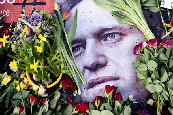 Más de 400 detenidos desde la muerte de Navalni en actos en toda Rusia