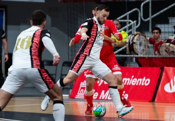 Rafa Santos estará varias semanas de baja en ElPozo por lesión y peligra la Copa 