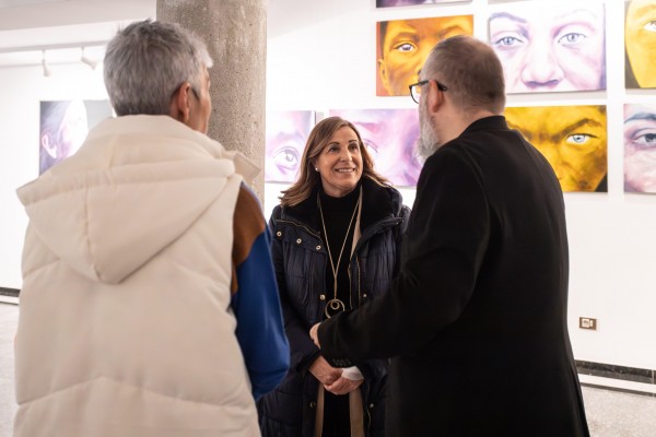 Benicàssim acoge la exposición del artista de pintura al óleo Salva Ríos en la Sala Escena