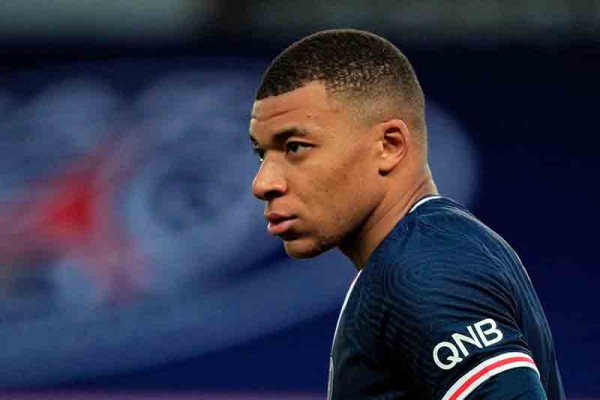 Ancelotti esquiva el tema Mbappé