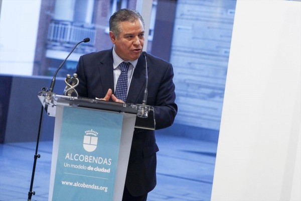 Muere el médico Bartolomé Beltrán