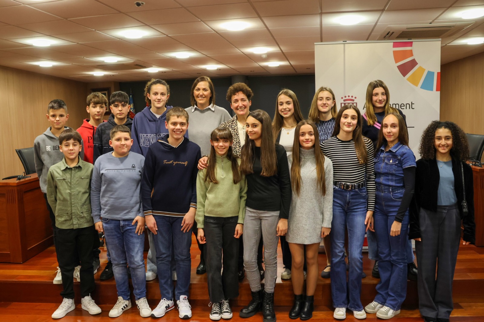  Onda homenajea a 16 estudiantes de cinco centros por su premio al rendimiento académico

