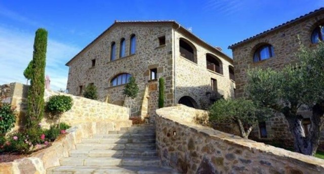 Turismo analizará con las comunidades las normas europeas sobre alojamientos de corta duración