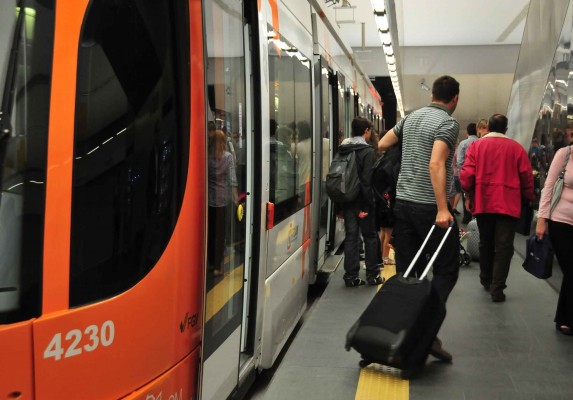 Más de 48.000 pasajeros del AVE Madrid-Alicante usaron el Tram para proseguir viaje en 2023