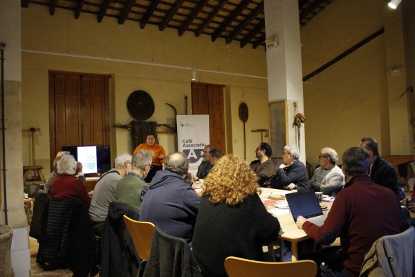  L'Horta Sud reúne a 15 entidades energéticas que buscan “avanzar en el autoconsumo”