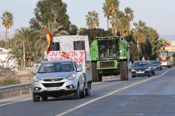 El TSJ no autoriza que las tractoradas convocadas en Alicante corten las autovías A-7 y A-31