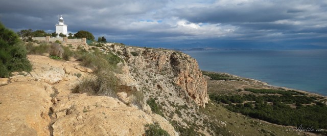 Compromís acusa al PP de bloquear la declaración como paraje natural de la sierra de Santa Pola