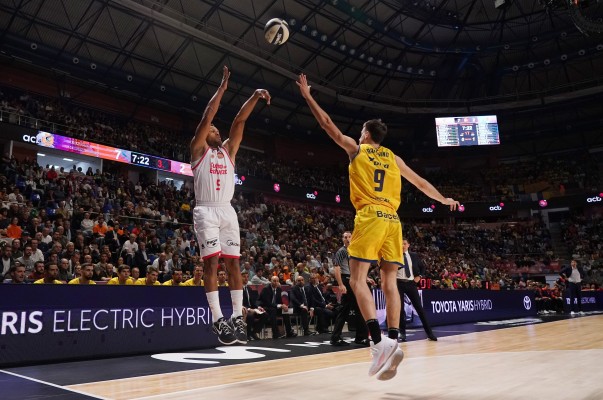 Trabajado triunfo de un Valencia Basket que estará en las semifinales de la Copa del Rey