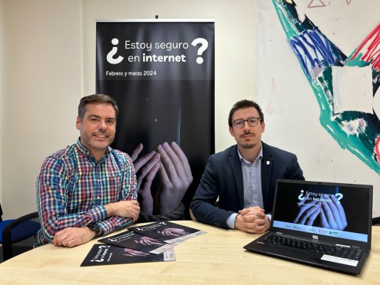 Castelló conciencia al alumnado de 4º de primaria sobre las amenazas de internet