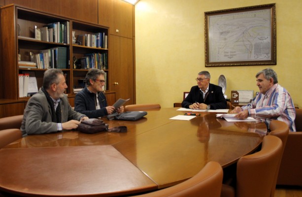 El presidente de la CHS mantiene una reunión con representantes de UPA