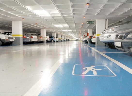 La UTE Telecso-ETC apunta a quedarse el parking de Santa Clara: evita el cierre por el adiós del gestor
