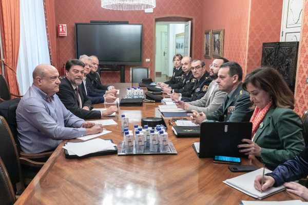 Alicante y la Subdelegación del Gobierno pactan una mayor coordinación policial 