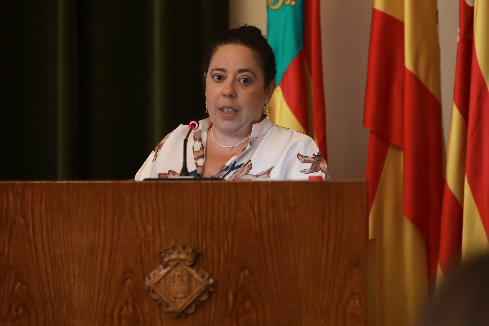 Escuder (PSPV) afea a Selma 