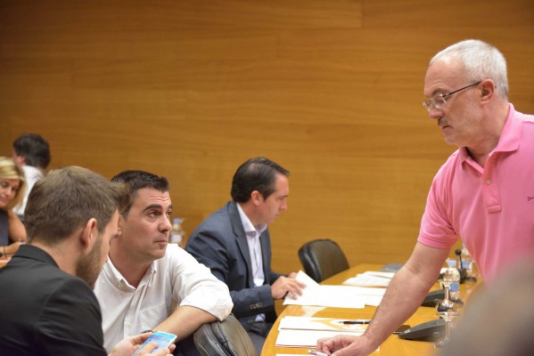 Nombramiento forzoso o colapso: la reapertura de RTVV, amenazada