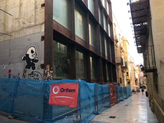 Las obras del Centro 14 de Alicante se complican: 459.000 euros adicionales y tres meses más