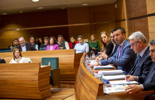 La Diputación impulsa las oficinas comarcales para 