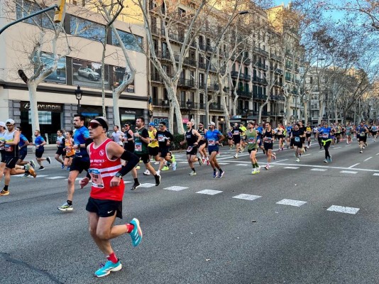 Kandie y Jepkosgei brillan en Mitja Marató Barcelona