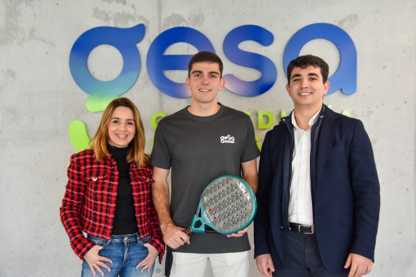 Gesa Sports apuesta por el pádel profesional con el murciano Javier García Mora como embajador