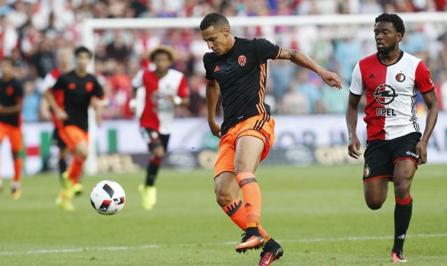 Un VCF falto de rodaje pierde ante el Feyenoord