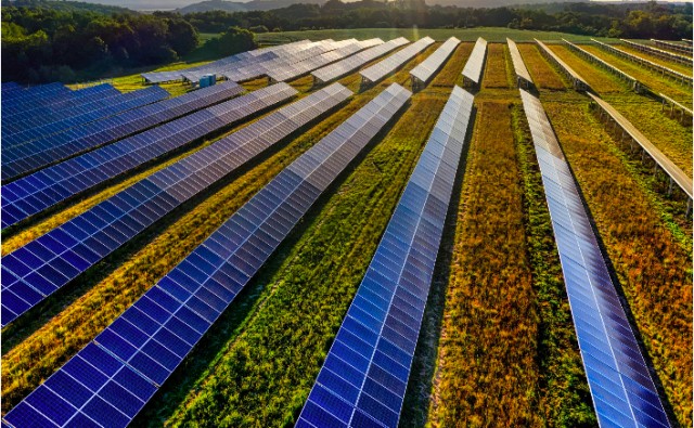 Esparity Solar diversifica y salta al almacenamiento y los centros de datos
