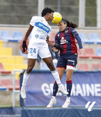 Andonova mantiene al Levante arriba en la tabla