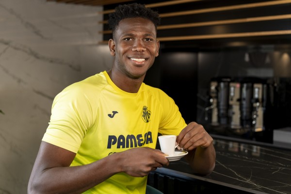Yerson Mosquera, satisfecho y cómodo en su primera titularidad con el Villarreal
