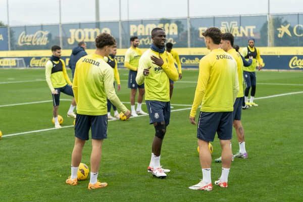El Villarreal enlaza ocho salidas con goles en contra, su peor registro desde la 2019-20
