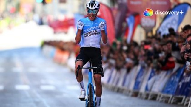 El australiano Ben O'Connor, del Decathlon AG2R, vence la Vuelta a Murcia con un ataque ganador 
