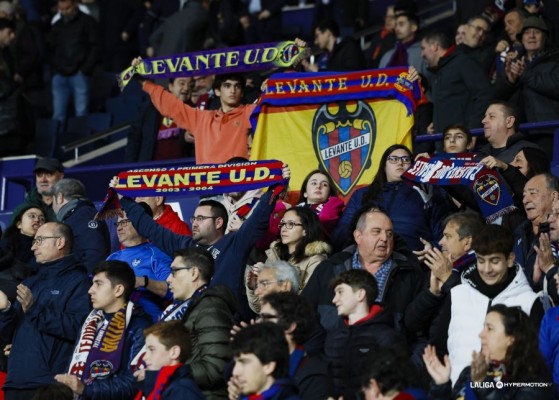 El Leganés pidió que se retrasara el partido del Ciutat por los atascos en la entrada a Valencia