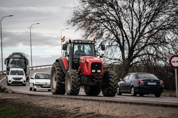Los agricultores prosiguen la próxima semana con sus protestas en los puertos de Castelló y València
