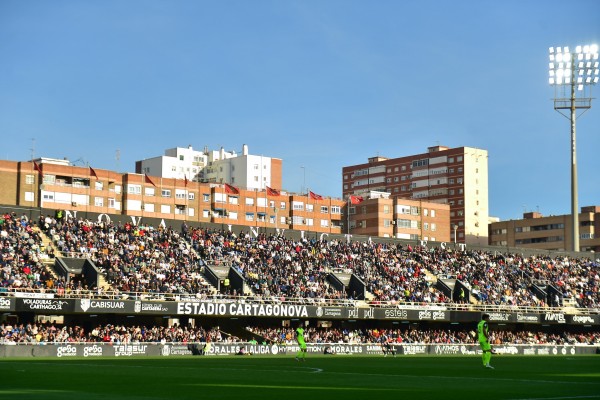 El Efesé, por fin fuera del descenso, recibe al Mirandés para seguir avanzando hacia la salvación