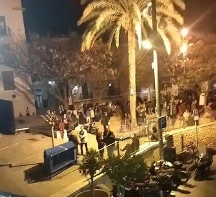 Vecinos del Casco Antiguo denuncian la autorización de música en la calle por el Carnaval