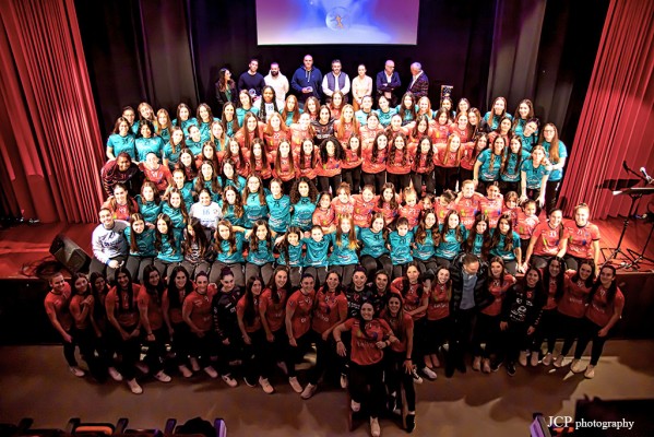 El Grupo USA Handbol Mislata presenta sus 130 jugadoras y sus 9 equipos