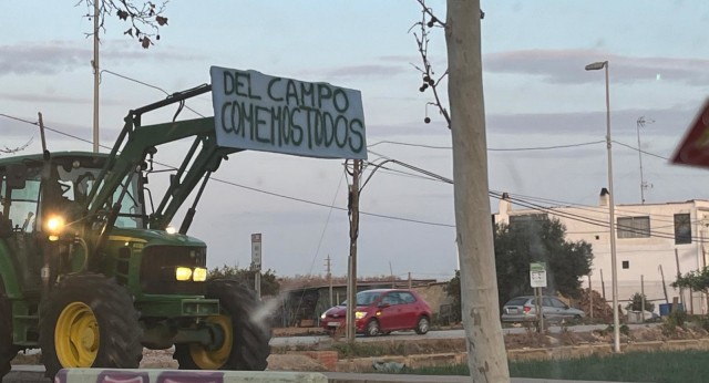 Los agricultores seguirán el calendario previsto, con cortes de carreteras en febrero y marzo
