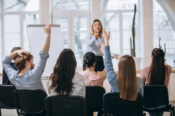 Con la formación docente no se juega