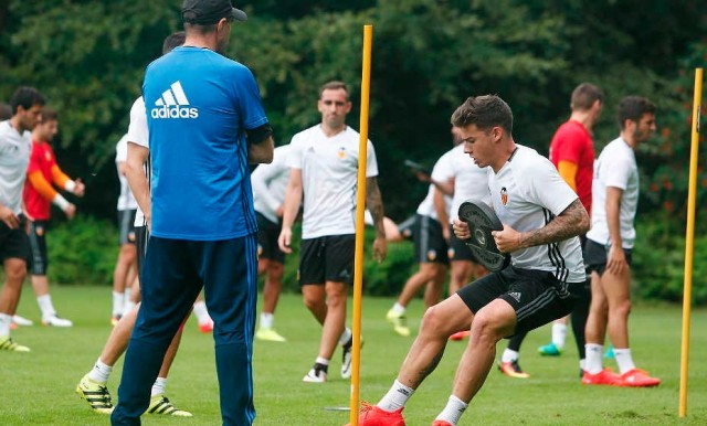 El VCF apura su estancia en Holanda con trabajo físico y táctico
