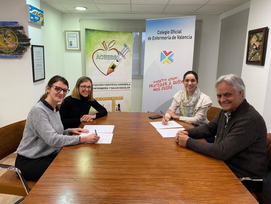 El Colegio de Enfermería de Valencia colabora con Aceese para impulsar la enfermera escolar