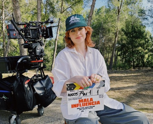 Ruedan en València la adaptación cinematográfica del éxito de Wattpad 'Mala Influencia'