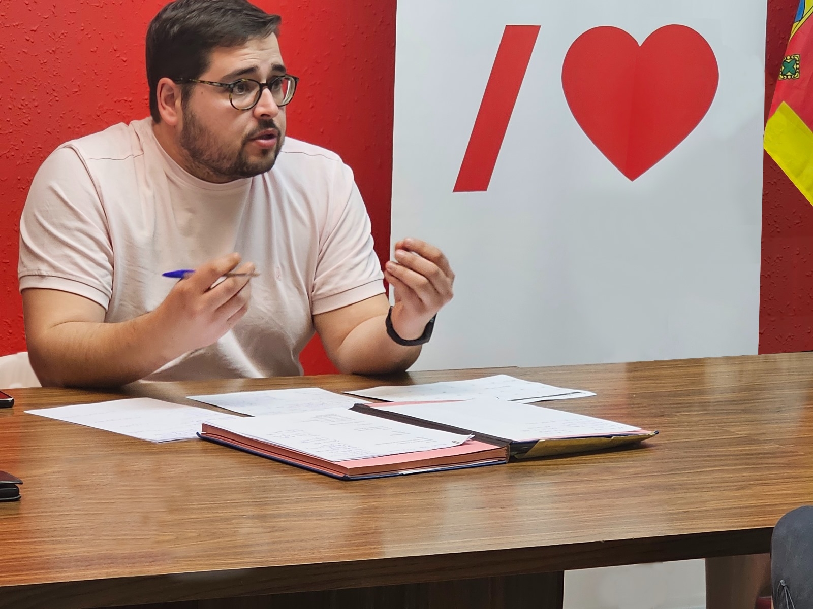 Eduardo Gómez, concejal del PSPV en Torrent y ahora también abogado. - 