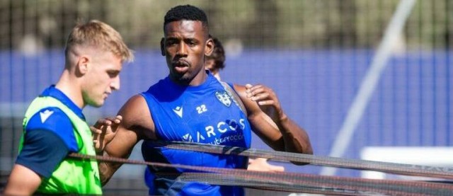 El Levante presentará recurso por la sanción de un partido a Bouldini