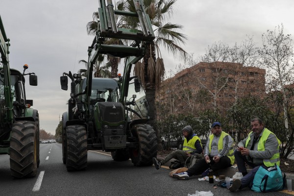 Normalizada la circulación en todas las carreteras valencianas tras las 'tractoradas' de agricultores