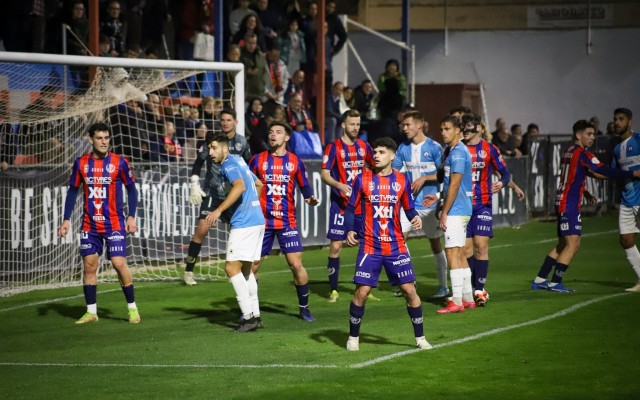 El Yeclano y el Águilas, en promoción de ascenso, juegan este domingo en Lepe y Cartagena 