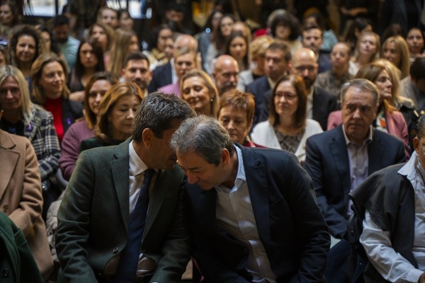 Barrera pasa al ataque y utiliza la vicepresidencia para oponerse a la campaña LGTBI del Consell