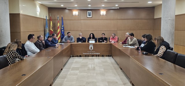 El Ayuntamiento de Tavernes apoya las viviendas afectadas por el posible ‘deslinde’ de la playa