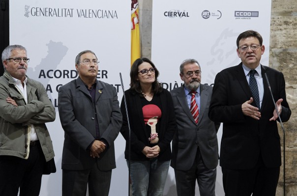 Consell, patronal y sindicatos sientan las bases del 