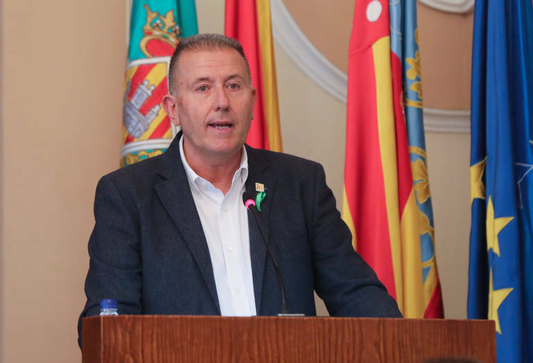 Sales critica que el Gobierno central 