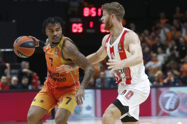 El reto de tumbar por primera vez al Olympiacos Piraeus en la Fonteta
