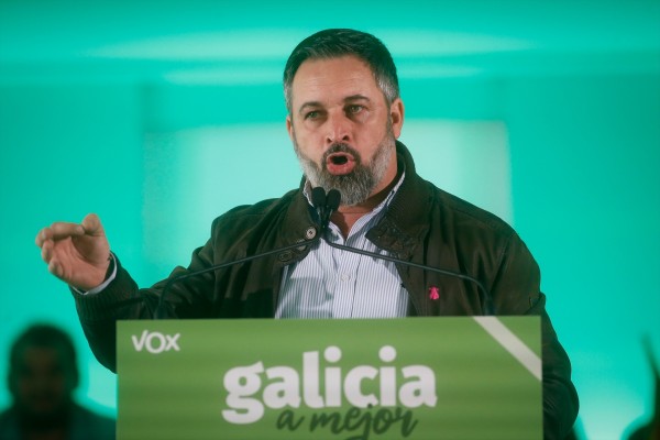 Abascal pide a su Ejecutiva ser la única oposición a Sánchez y cumplir los acuerdos con el PP en las CC.AA