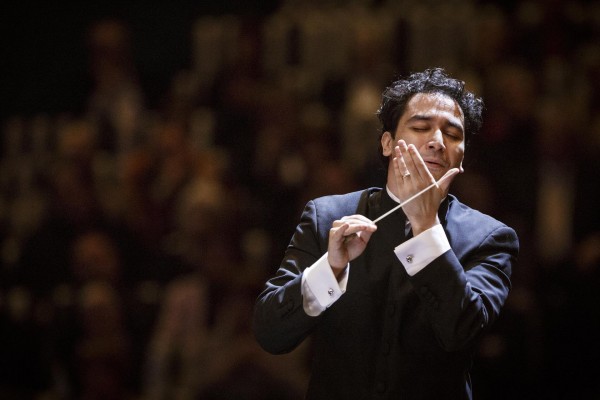 El colombiano Andrés Orozco-Estrada dirige a la SWR Stuttgart Radio Symphony en el Auditorio Villegas de Murcia