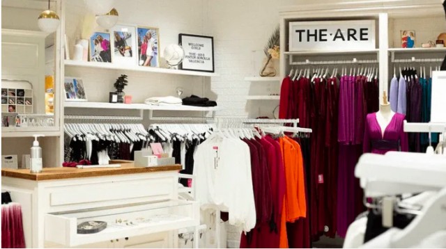 La firma de moda THE-ARE se muda en València 
